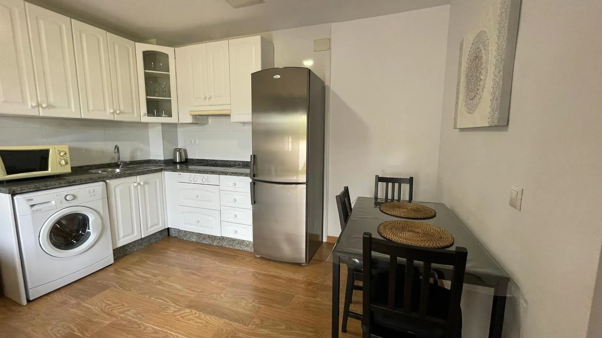 Encantador Apartamento-Centrico-Con Amplio Jardin Torremolinos Spain