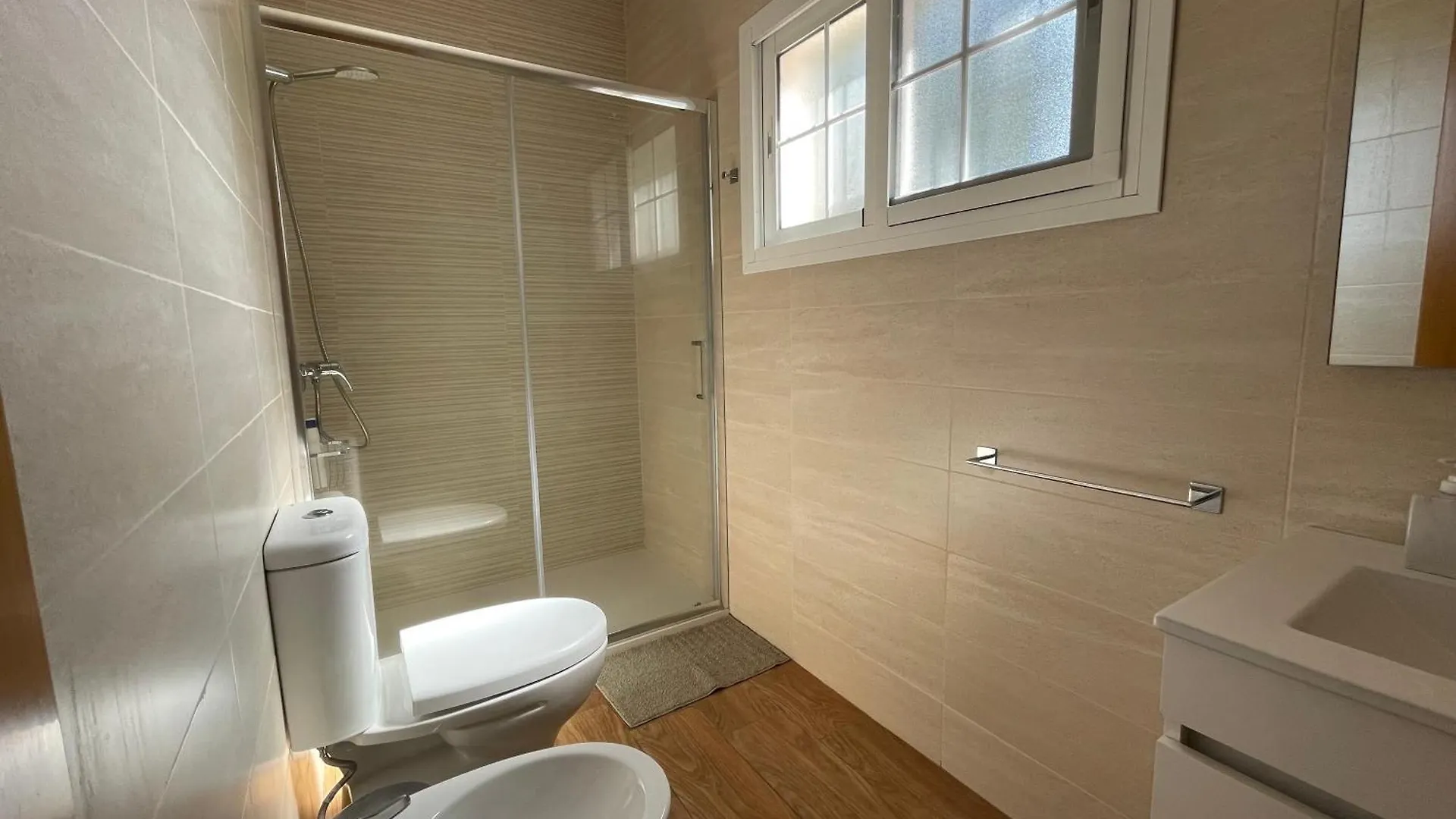 Encantador Apartamento-Centrico-Con Amplio Jardin Torremolinos Lägenhet